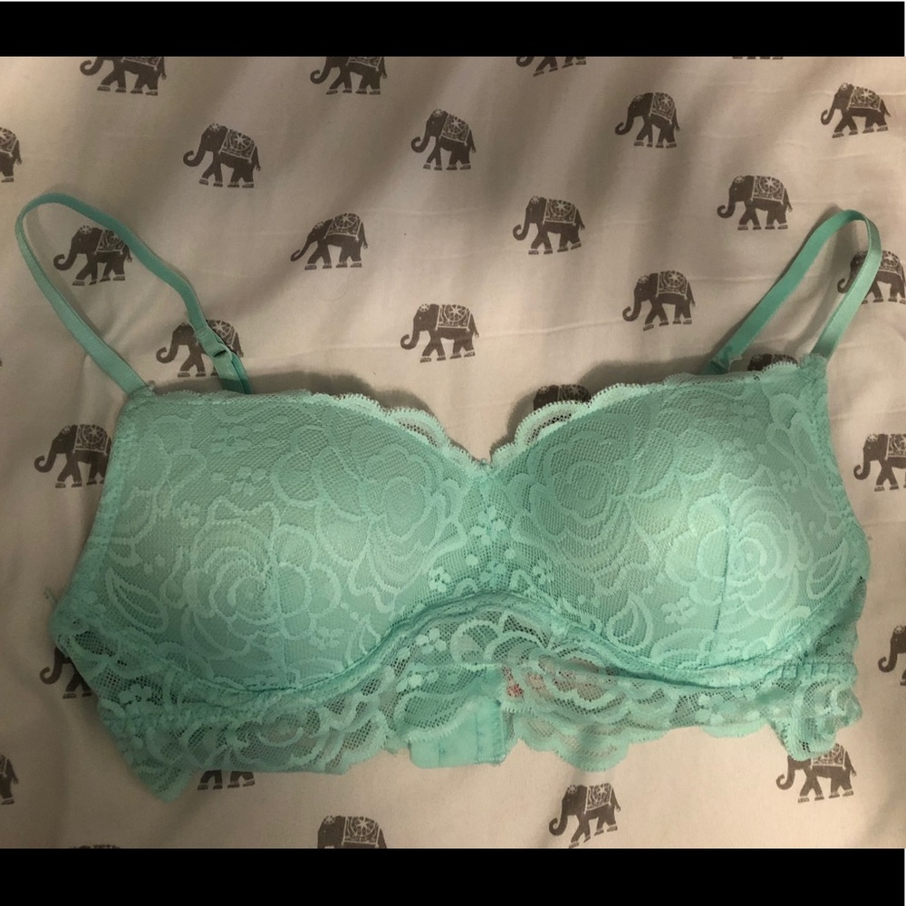 Brand new mint lace bra